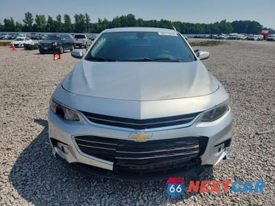Piąte zdjęcie samochodu w środku: 2017 CHEVROLET MALIBU LT VIN:1G1ZE5ST8HF121678 - miniatura