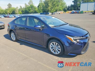 Czwarte zdjęcie samochodu z boku: 2025 TOYOTA COROLLA HYBRID LE VIN:JTDBDMHE3S3016604 - miniatura
