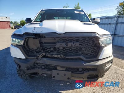 Piąte zdjęcie samochodu w środku: 2026 RAM 1500 REBEL VIN:1C6SRFLP0TN309962 - miniatura