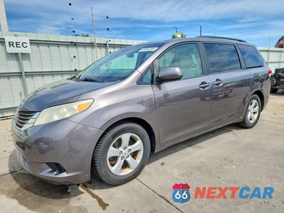 2011 TOYOTA SIENNA LE 5TDKK3DC0BS037624 - główne zdjęcie licytacji z USA - miniatura
