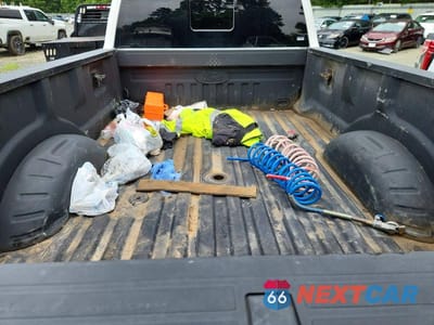 Zdjęcie 10 z 13 samochodu: 2022 FORD F350 SUPER DUTY VIN:1FT8W3DT4NEF51971 - miniatura