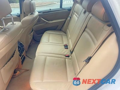 Zdjęcie 6 z 10 samochodu: 2012 BMW X5 XDRIVE50I VIN:5UXZV8C52CL425283 - miniatura