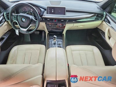 Zdjęcie 8 z 12 samochodu: 2017 BMW X5 XDRIVE35I VIN:5UXKR0C38H0V82721 - miniatura