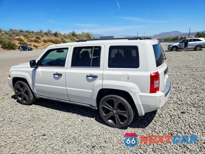 Drugie zdjęcie samochodu z przodu: 2010 JEEP PATRIOT SPORT VIN:1J4NT1GA9AD624675 - miniatura