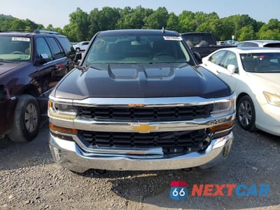 Piąte zdjęcie samochodu w środku: 2019 CHEVROLET SILVERADO LD K1500 LT 4WD VIN:2GCVKPEC9K1154547 - miniatura
