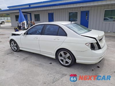 Drugie zdjęcie samochodu z przodu: 2010 MERCEDES-BENZ C 300 VIN:WDDGF5EB6AF376176 - miniatura