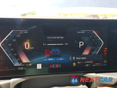 Zdjęcie 9 z 12 samochodu: 2023 BMW 330XI VIN:3MW89FF01P8D61060 - miniatura