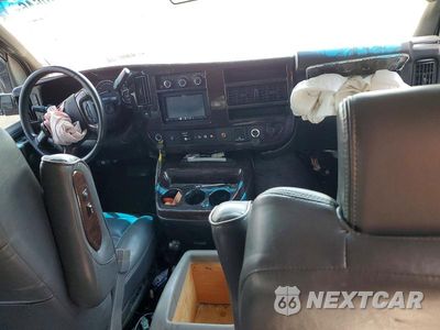 Zdjęcie 8 z 14 samochodu: 2015 GMC SAVANA RV G2500 3LT VIN:1GDW7LCG0F1183012 - miniatura