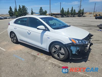 Czwarte zdjęcie samochodu z boku: 2020 HYUNDAI IONIQ SEL VIN:KMHC85LC5LU239951 - miniatura