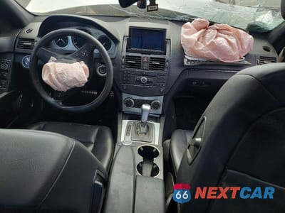 Zdjęcie 8 z 13 samochodu: 2008 MERCEDES-BENZ C 300 4MATIC VIN:WDDGF81X28F158720 - miniatura