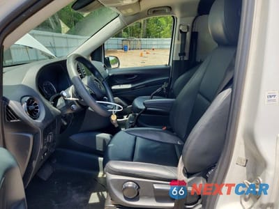 Zdjęcie 7 z 13 samochodu: 2023 MERCEDES-BENZ METRIS VIN:W1YV0CEY9P4258425 - miniatura