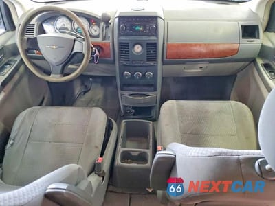 Zdjęcie 8 z 13 samochodu: 2008 CHRYSLER TOWN & COUNTRY LX VIN:2A8HR44H28R664102 - miniatura