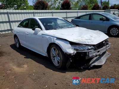Czwarte zdjęcie samochodu z boku: 2024 AUDI A4 PREMIUM PLUS 45 VIN:WAUEAAF43RN011137 - miniatura