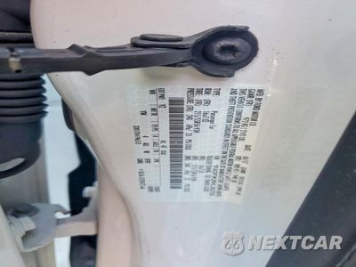 Zdjęcie 12 z 12 samochodu: 2017 FORD FOCUS SE VIN:1FADP3K28HL262703 - miniatura
