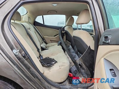 Zdjęcie 10 z 12 samochodu: 2015 KIA OPTIMA LX VIN:5XXGM4A71FG377806 - miniatura