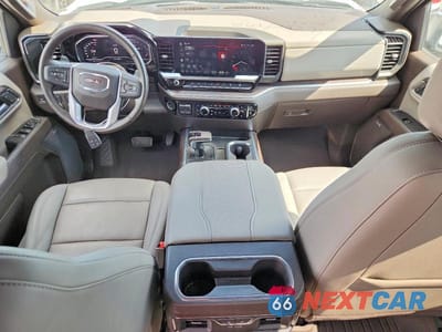 Zdjęcie 8 z 12 samochodu: 2025 GMC SIERRA K1500 SLT VIN:3GTUUDED7SG131126 - miniatura
