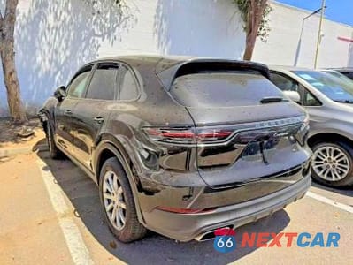 Trzecie zdjęcie samochodu z tyłu: 2021 PORSCHE CAYENNE VIN:WP1AA2AY9MDA03803 - miniatura