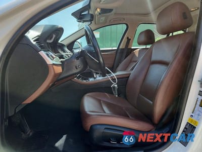 Zdjęcie 7 z 12 samochodu: 2015 BMW 528 XI VIN:WBA5A7C51FD621491 - miniatura