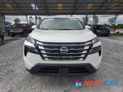 Piąte zdjęcie samochodu w środku: 2025 NISSAN ROGUE SV VIN:5N1BT3BA3SC861824 - miniatura
