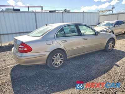 Trzecie zdjęcie samochodu z tyłu: 2004 MERCEDES-BENZ E 320 VIN:WDBUF65J54A533416 - miniatura