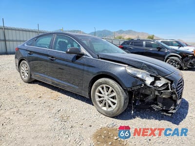 Czwarte zdjęcie samochodu z boku: 2019 HYUNDAI SONATA SE VIN:5NPE24AF0KH734153 - miniatura