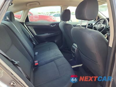 Zdjęcie 10 z 12 samochodu: 2019 NISSAN SENTRA S VIN:3N1AB7AP9KY300604 - miniatura