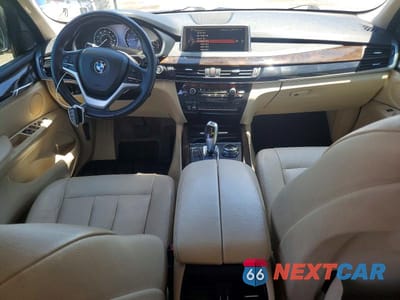 Zdjęcie 8 z 12 samochodu: 2014 BMW X5 SDRIVE35I VIN:5UXKR2C55E0C00396 - miniatura