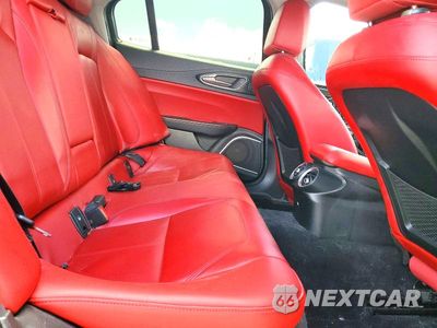Zdjęcie 10 z 12 samochodu: 2019 ALFA ROMEO GIULIA VIN:ZARFAMAN7K7619204 - miniatura