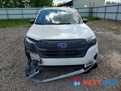 Piąte zdjęcie samochodu w środku: 2025 SUBARU FORESTER VIN:JF2SLDAC1SH433400 - miniatura