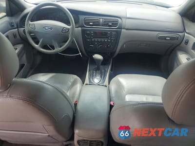 Zdjęcie 8 z 12 samochodu: 2002 FORD TAURUS SES VIN:1FAFP55SX2A110652 - miniatura