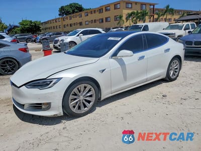 2017 TESLA MODEL S 5YJSA1E25HF185942 - główne zdjęcie licytacji z USA - miniatura