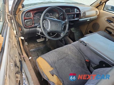 Zdjęcie 8 z 12 samochodu: 1999 DODGE RAM 1500 VIN:3B7HF13Z9XG230403 - miniatura