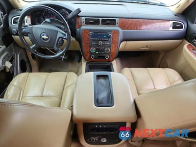 Zdjęcie 8 z 14 samochodu: 2007 CHEVROLET SUBURBAN K1500 VIN:1GNFK163X7J261370 - miniatura