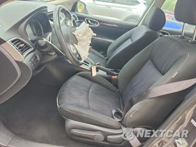 Zdjęcie 7 z 12 samochodu: 2019 NISSAN SENTRA SV VIN:3N1AB7AP7KY358842 - miniatura