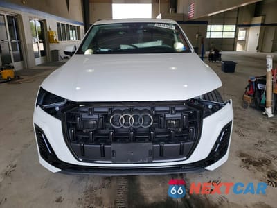Piąte zdjęcie samochodu w środku: 2025 AUDI Q7 PREMIUM PLUS VIN:WA1LVBF76SD027921 - miniatura