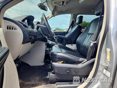 Zdjęcie 7 z 13 samochodu: 2012 CHRYSLER TOWN & COUNTRY TOURING VIN:2C4RC1BG3CR276200 - miniatura