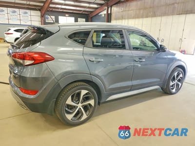Trzecie zdjęcie samochodu z tyłu: 2017 HYUNDAI TUCSON SPORT VIN:KM8J3CA24HU457472 - miniatura