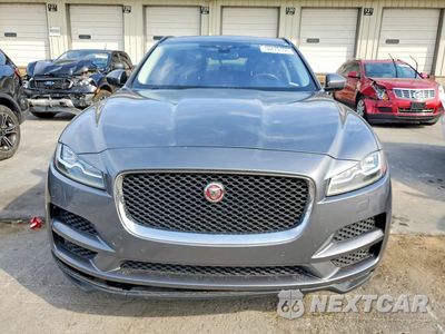 Piąte zdjęcie samochodu w środku: 2018 JAGUAR F-PACE PRESTIGE VIN:SADCK2FX7JA295833 - miniatura