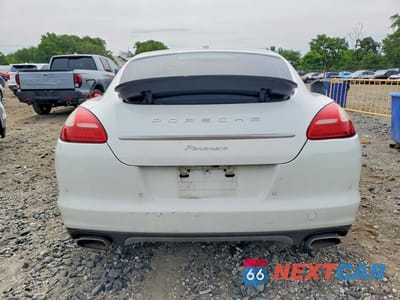 Zdjęcie 6 z 12 samochodu: 2013 PORSCHE PANAMERA 2 VIN:WP0AA2A78DL016816 - miniatura