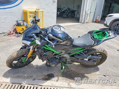 Trzecie zdjęcie samochodu z tyłu: 2024 KAWASAKI ZR900 M VIN:ML5ZRDM1XRDA69935 - miniatura