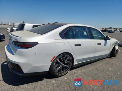 Trzecie zdjęcie samochodu z tyłu: 2024 BMW 760 XI VIN:WBA33EJ06RCR05870 - miniatura
