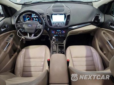 Zdjęcie 8 z 12 samochodu: 2019 FORD ESCAPE TITANIUM VIN:1FMCU9J92KUA56337 - miniatura