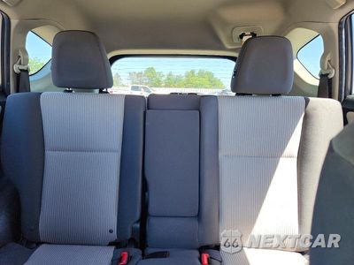 Zdjęcie 10 z 14 samochodu: 2015 TOYOTA RAV4 LE VIN:JTMBFREV6FJ042370 - miniatura