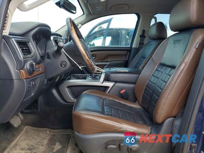 Zdjęcie 7 z 12 samochodu: 2018 NISSAN TITAN PLATINUM RESERVE VIN:1N6AA1E69JN511518 - miniatura