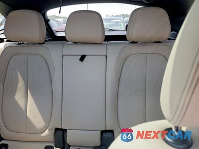 Zdjęcie 10 z 13 samochodu: 2016 BMW X1 XDRIVE28I VIN:WBXHT3Z30G4A50785 - miniatura