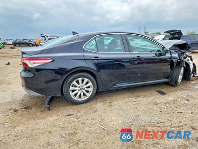 Trzecie zdjęcie samochodu z tyłu: 2019 TOYOTA CAMRY LE VIN:4T1B11HK9KU173475 - miniatura
