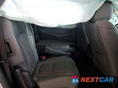 Zdjęcie 10 z 12 samochodu: 2018 BUICK ENCLAVE PREMIUM VIN:5GAERCKWXJJ249417 - miniatura