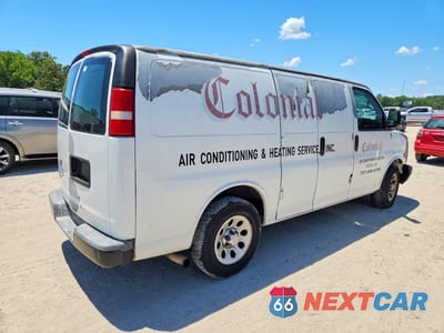 Trzecie zdjęcie samochodu z tyłu: 2010 CHEVROLET EXPRESS G1500 VIN:1GCUGADXXA1110933 - miniatura