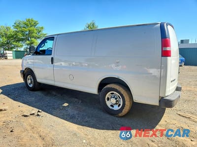 Drugie zdjęcie samochodu z przodu: 2019 CHEVROLET EXPRESS G2500 VIN:1GCWGAFP1K1366563 - miniatura