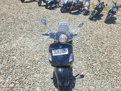 Piąte zdjęcie samochodu w środku: 2018 VESPA/PIAG GTS 300 VIN:ZAPMA39L4J5200119 - miniatura